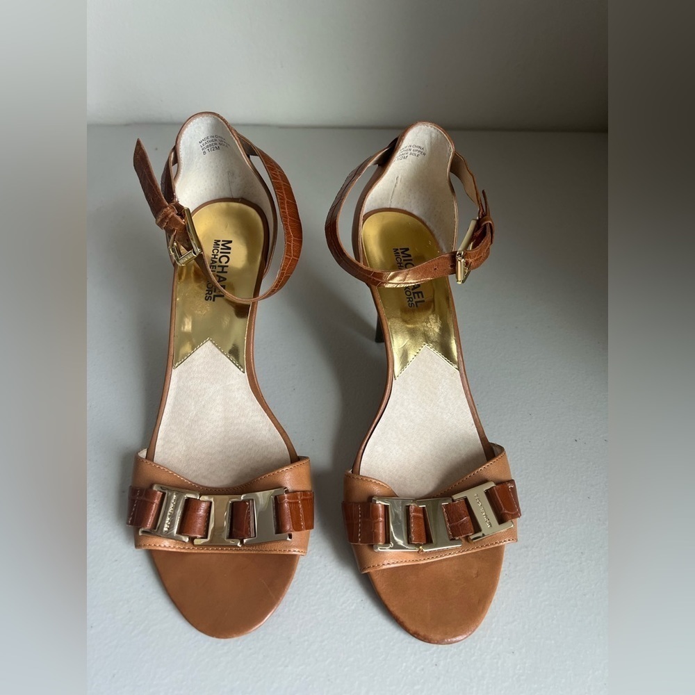 Micheal Kors Sandals heels